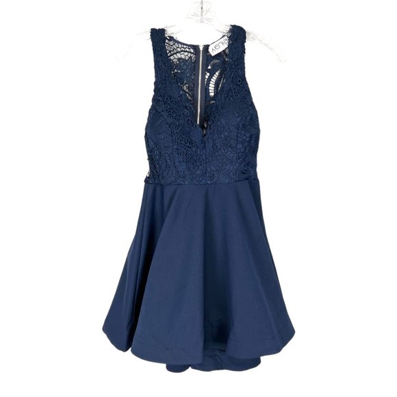 Xenia Boutique Womens Blue Lace Mini Dress Sleeveless V Neck Skater size 6 - Picture 5 of 14